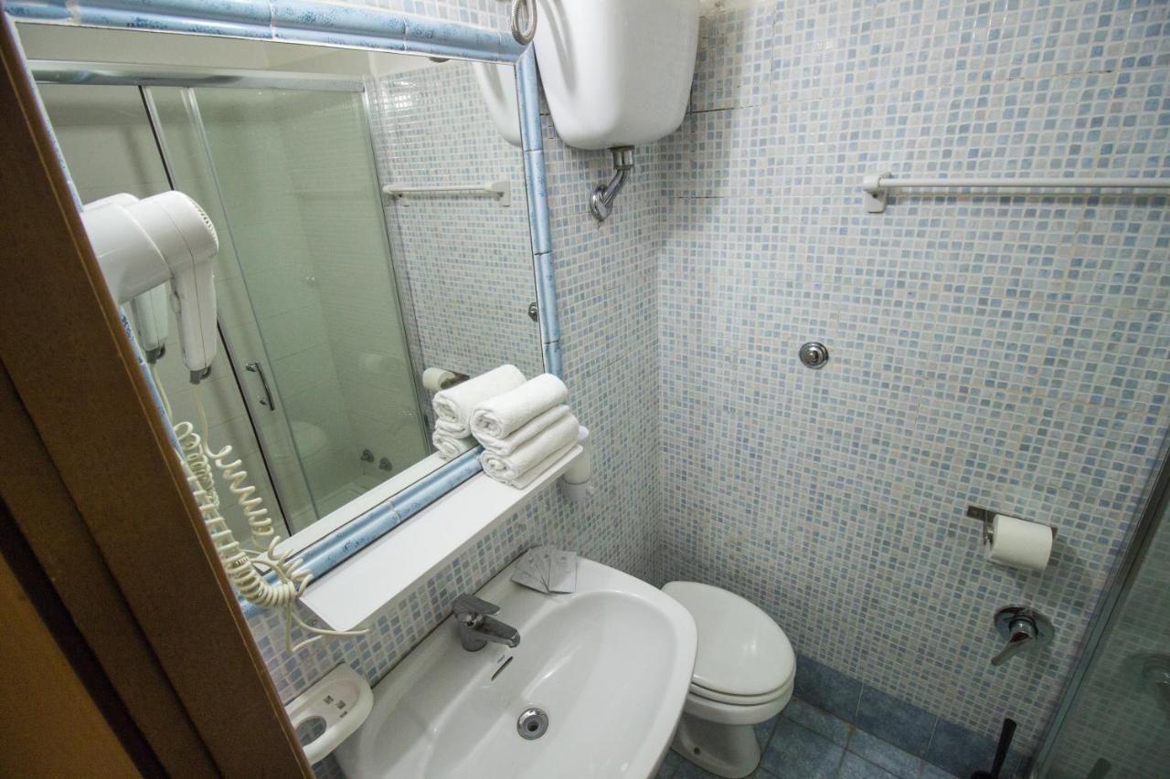 Aquarium Termini Hotel Rome Exterior photo